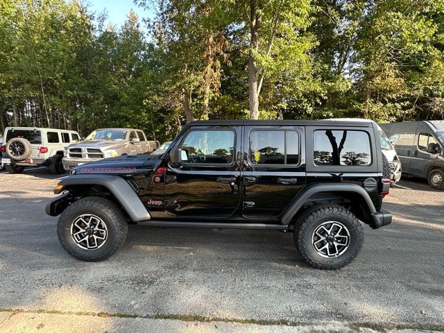 2025 Jeep Wrangler Rubicon photo 3