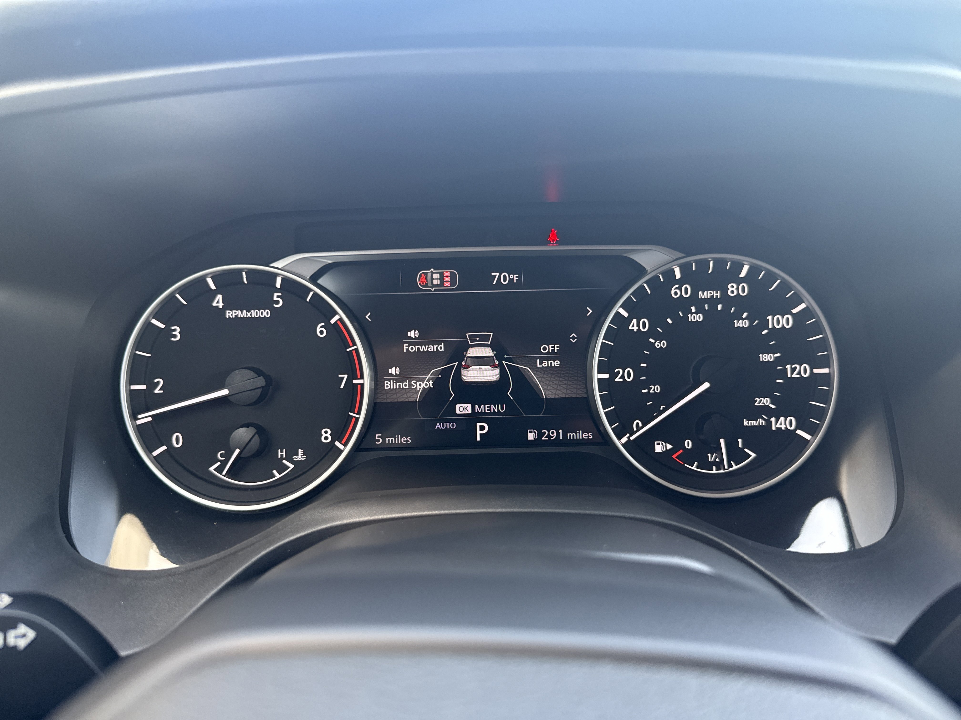 2026 Nissan Rogue SV photo 2
