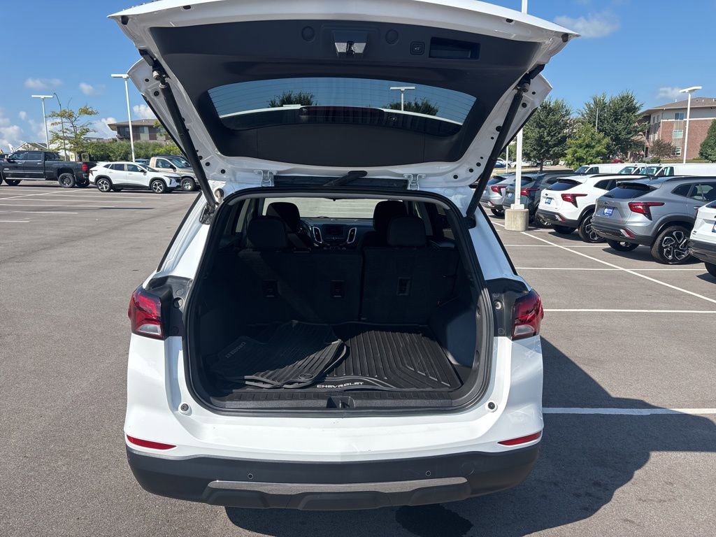 2022 Chevrolet Equinox LT photo 9