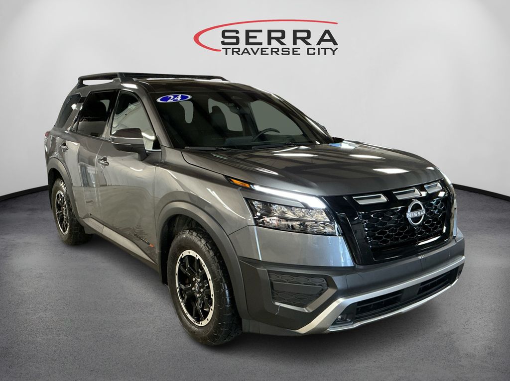 2024 Nissan Pathfinder Rock Creek photo 3