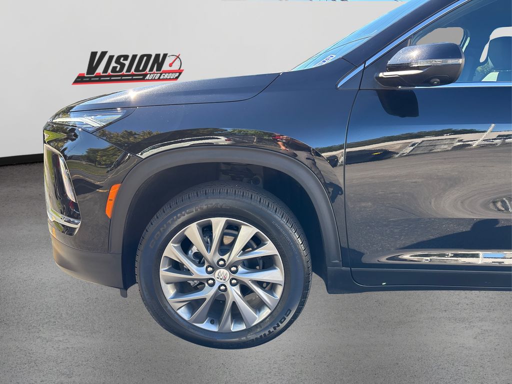 2025 Buick Enclave Preferred photo 12