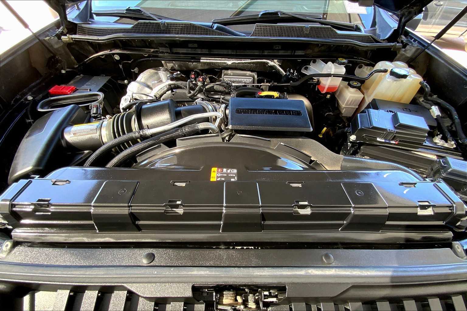 2022 Chevrolet Silverado 2500HD Custom photo 28