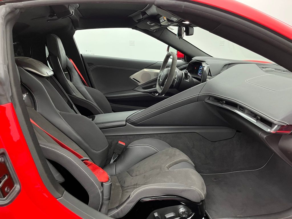 2020 Chevrolet Corvette Stingray 2LT photo 26