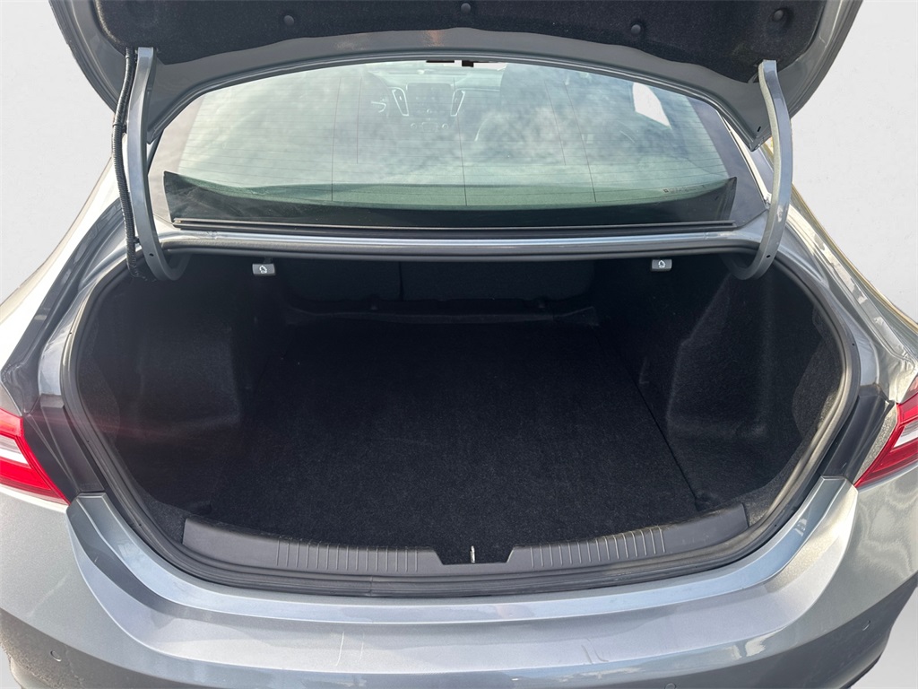 2024 Chevrolet Malibu 1LT photo 13