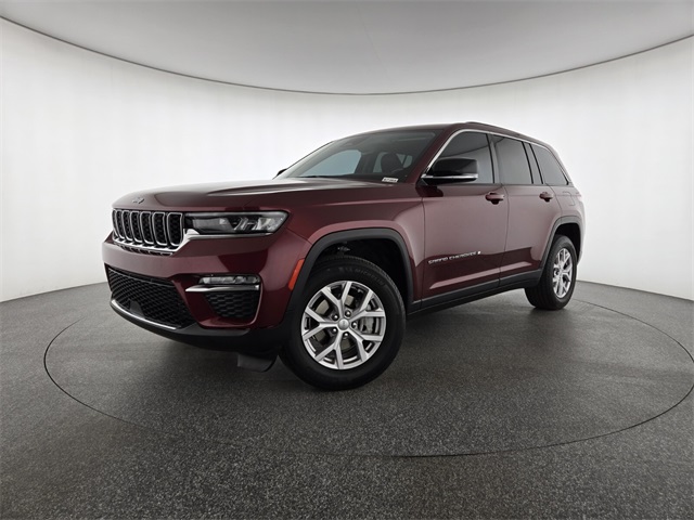 2022 Jeep Grand Cherokee Limited's photo
