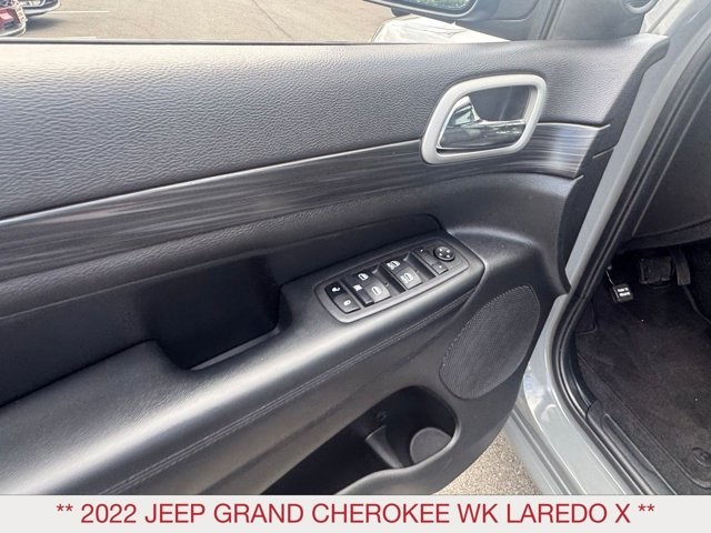 2022 Jeep Cherokee Laredo X photo 5
