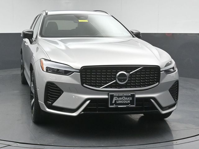 2022 VOLVO XC60 - Image 2