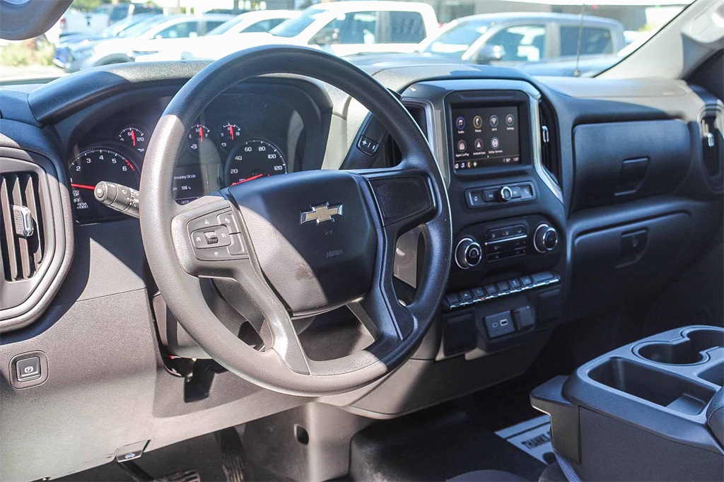 2024 Chevrolet Silverado 1500 photo 9