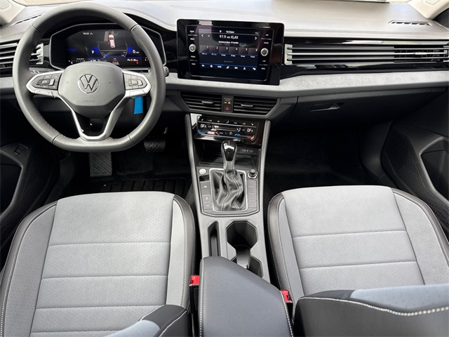 2025 Volkswagen Jetta 1.5T SE photo 20