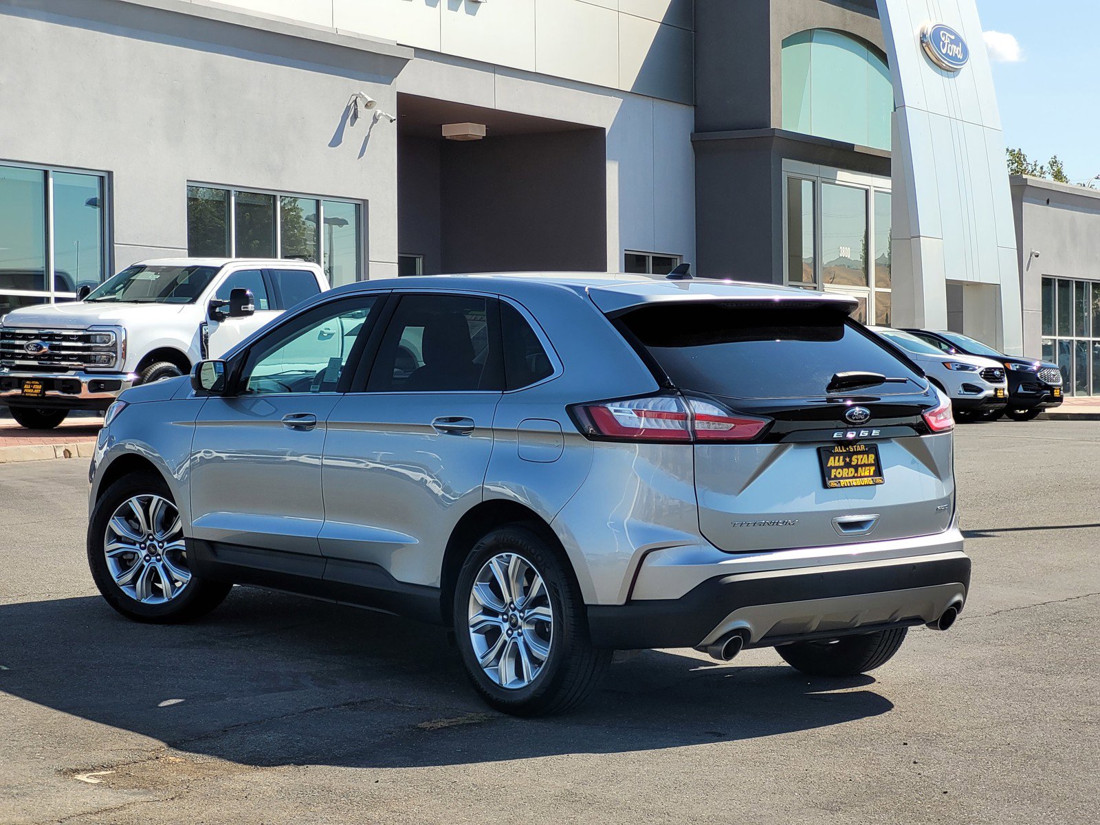 2024 Ford Edge Titanium photo 6