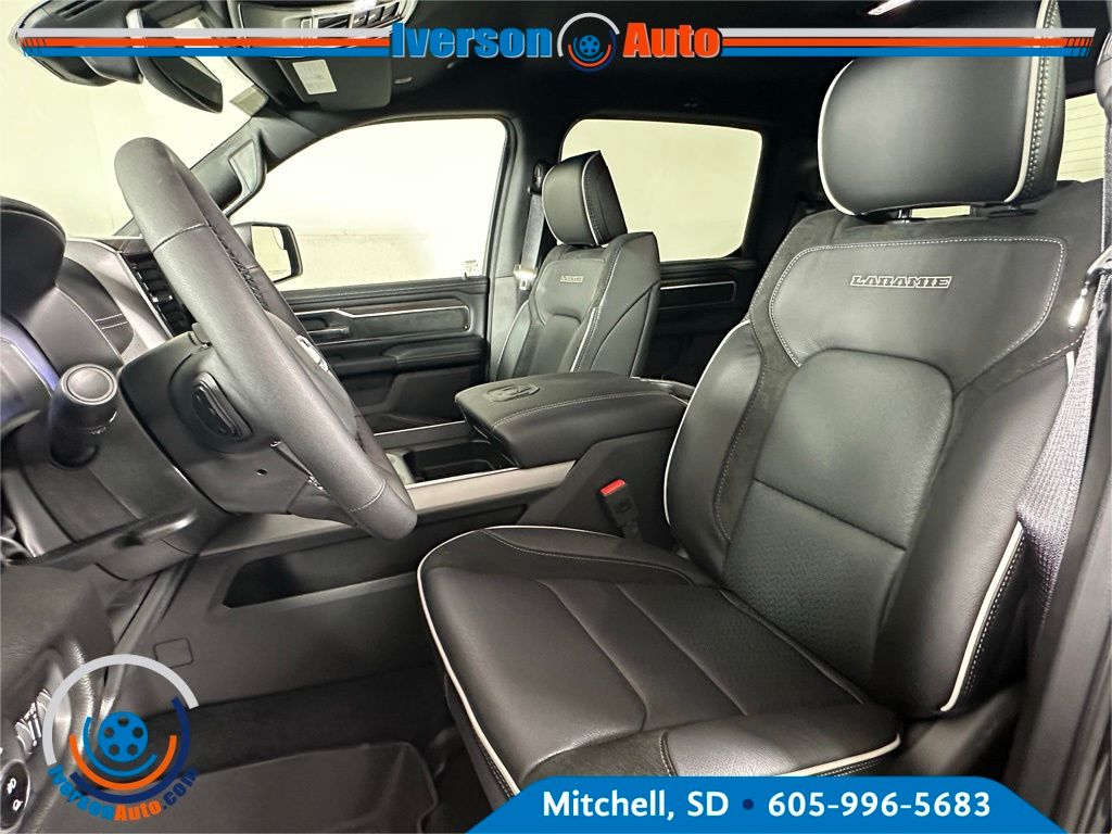 2026 Ram 1500 Laramie photo 14