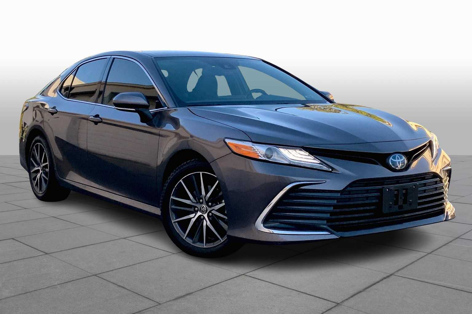 Used 2024 Toyota Camry XLE with VIN 4T1F31AK4RU071226 for sale in Kansas City
