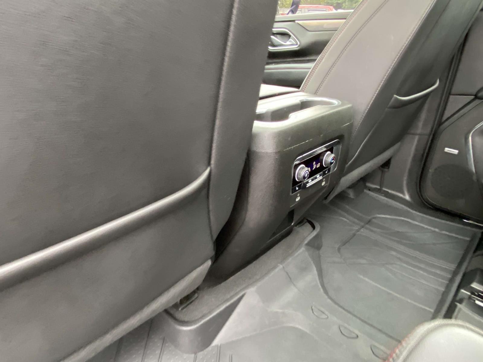 2023 Chevrolet Tahoe RST photo 2