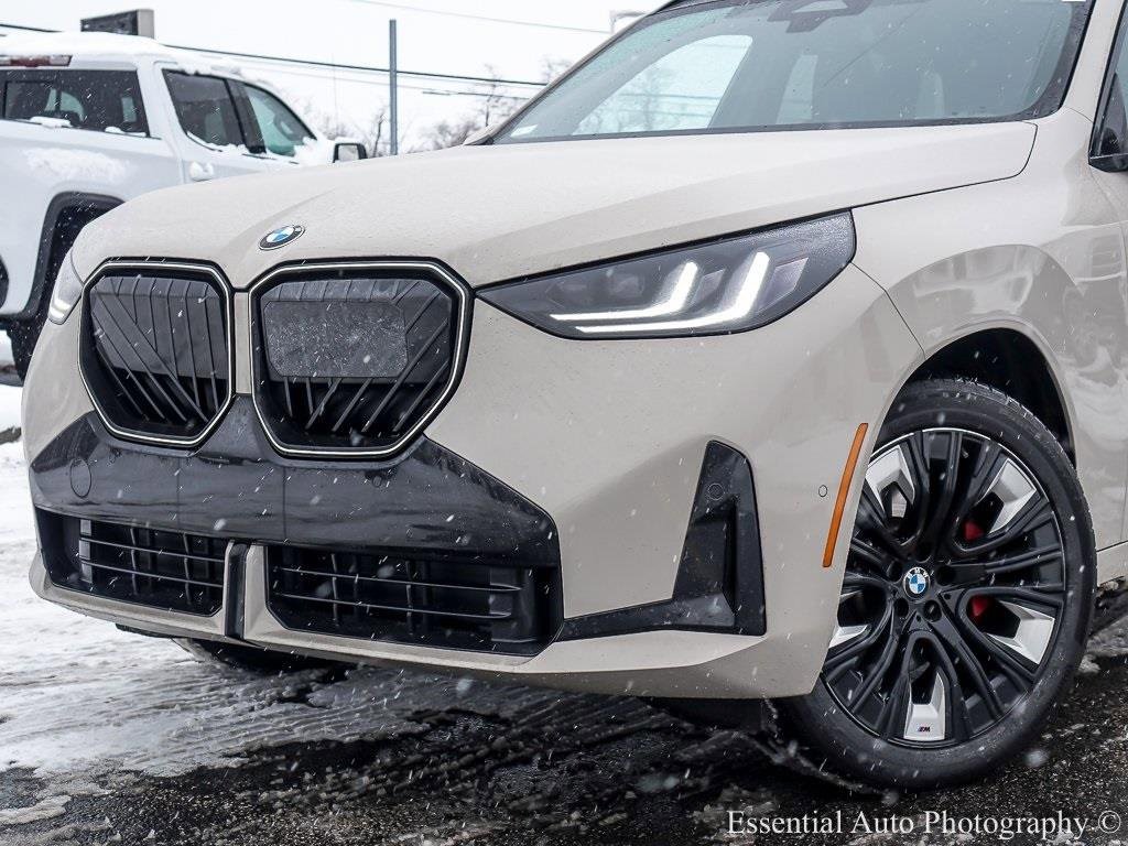 2025 BMW X3 - Image 2