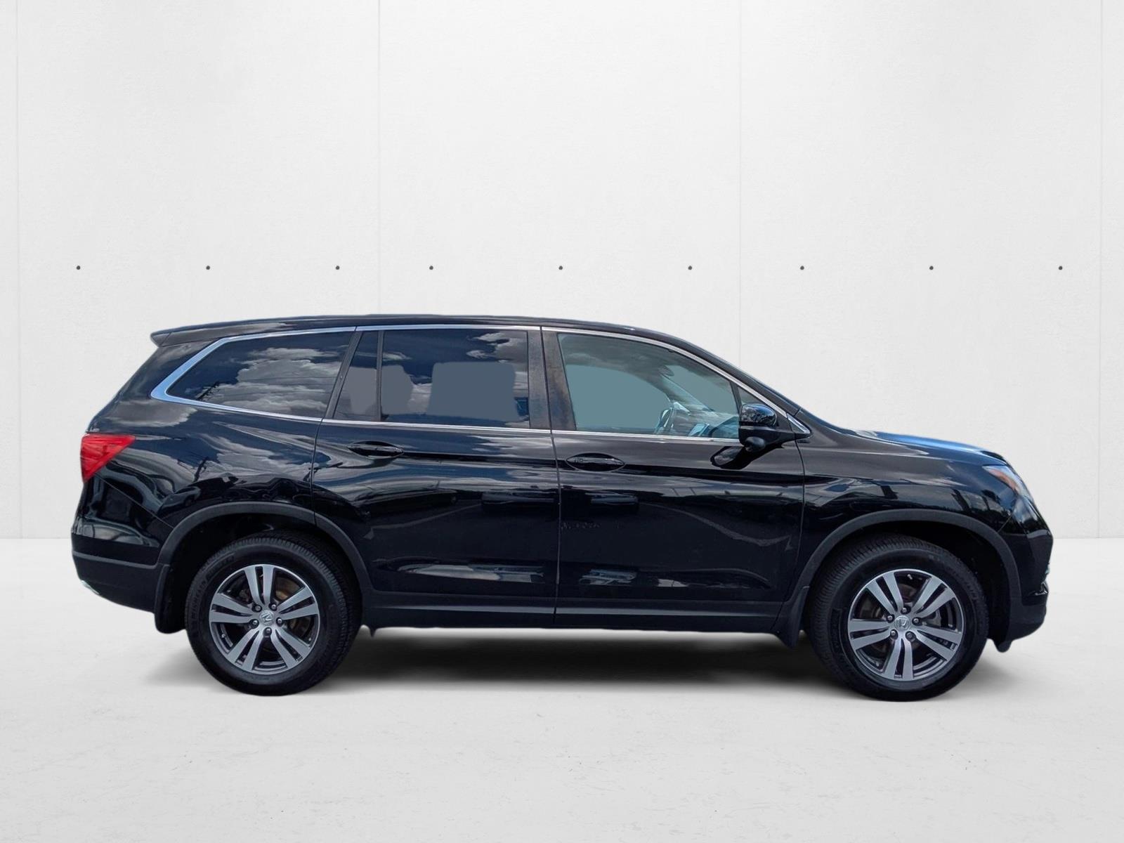 2016 Honda Pilot EX-L photo 4