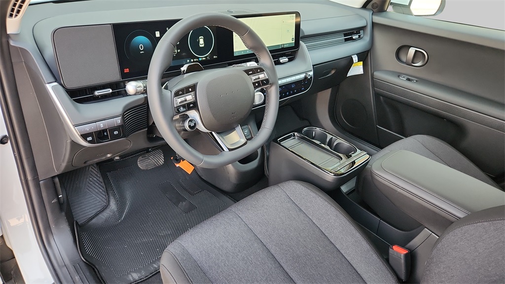 2025 Hyundai Ioniq 5 SE photo 19