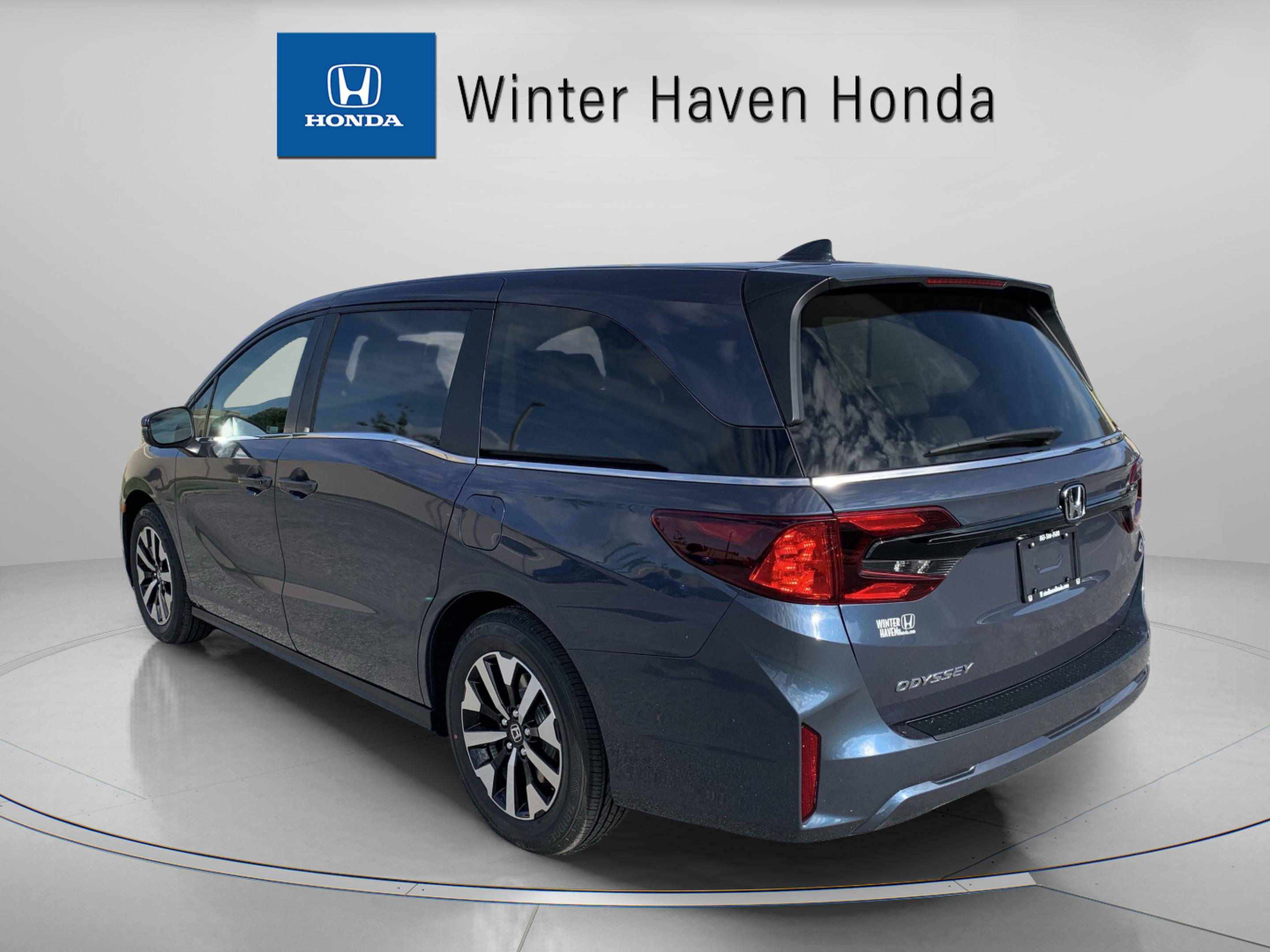 2026 Honda Odyssey EX-L photo 3