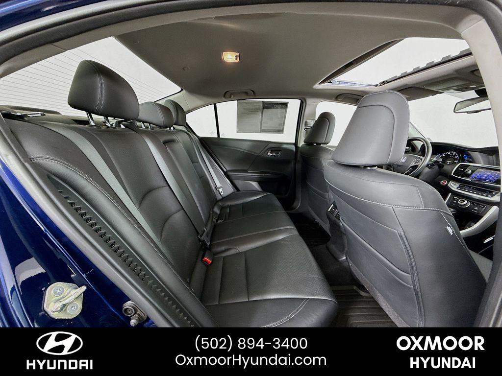 2015 Honda Accord Hybrid Touring photo 26