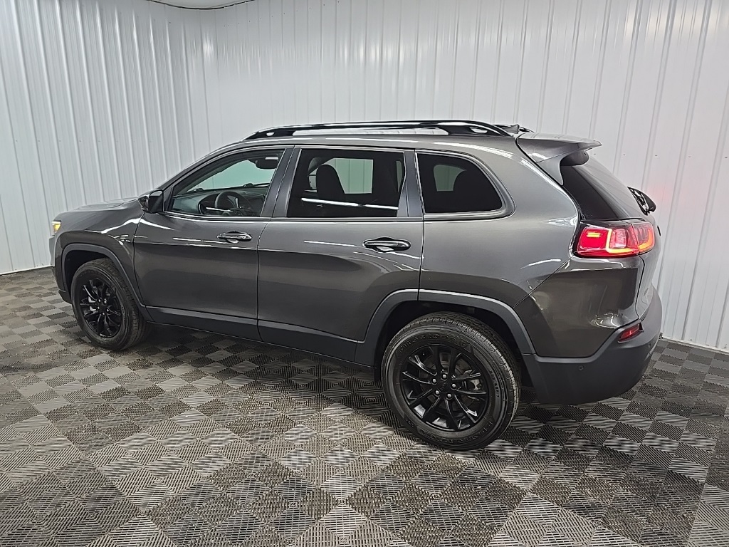 2023 Jeep Cherokee Altitude photo 4