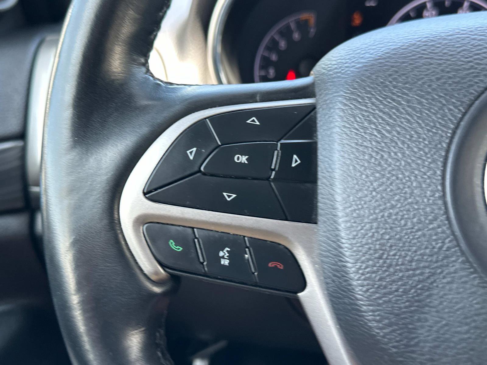 2021 Jeep Grand Cherokee Laredo E photo 26