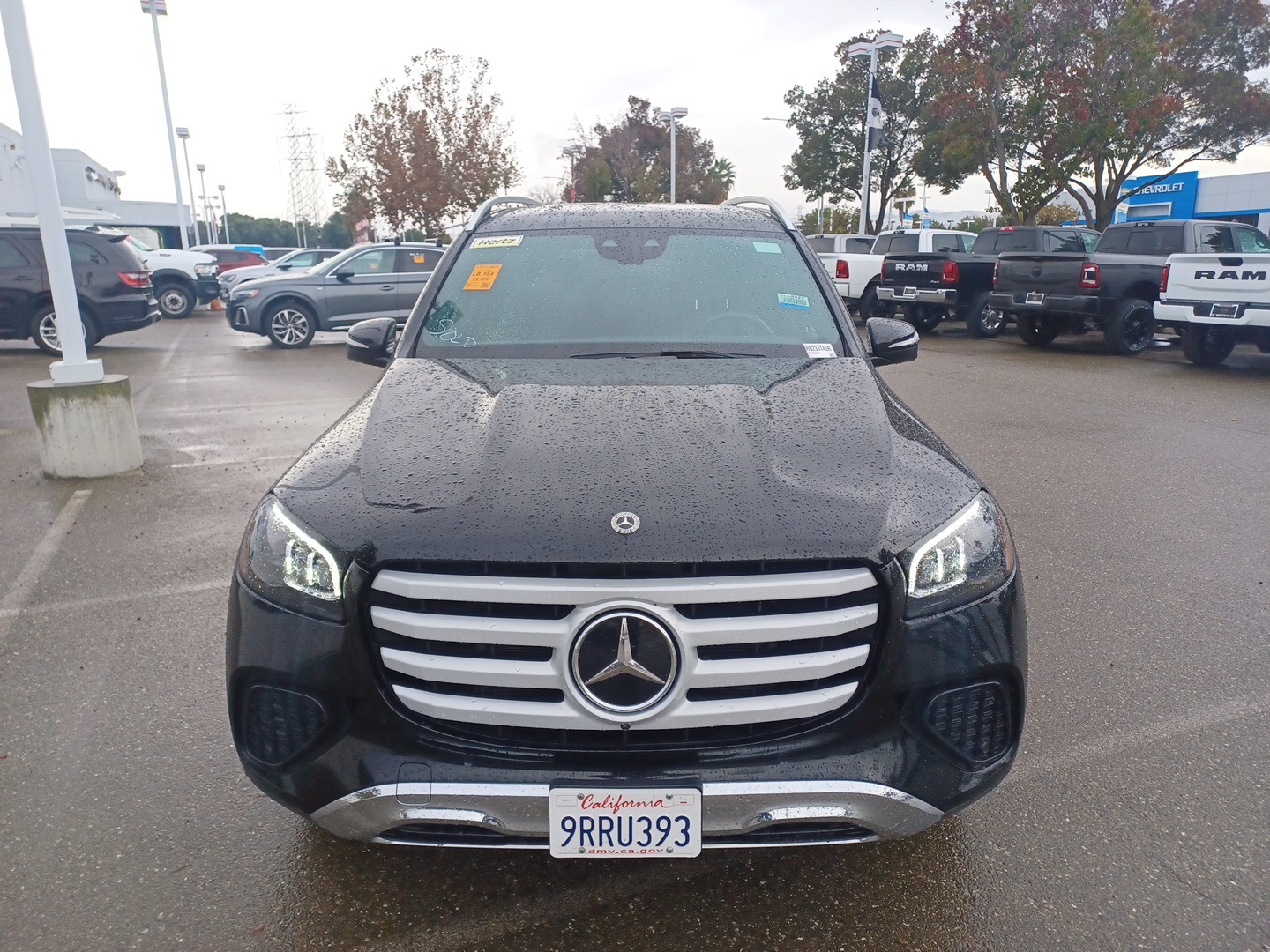 2024 Mercedes Benz GLS 450 4MATIC photo 2