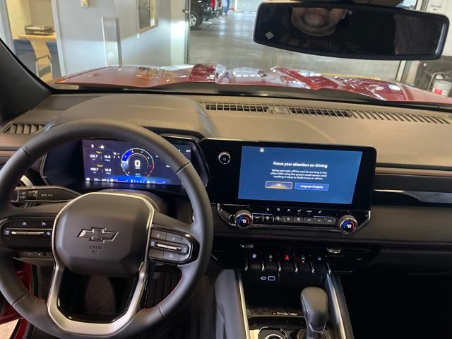 2025 Chevrolet Colorado Z71 photo 11