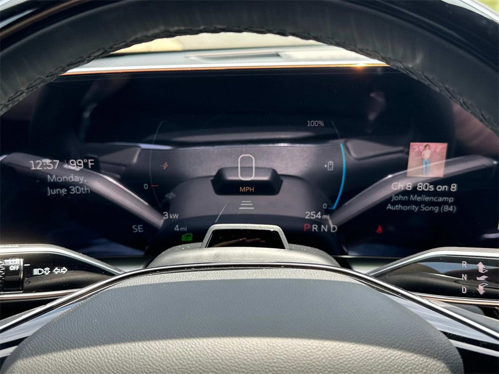 2025 Cadillac Lyriq Sport photo 17