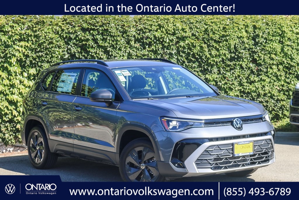 2025 Volkswagen Taos S's photo