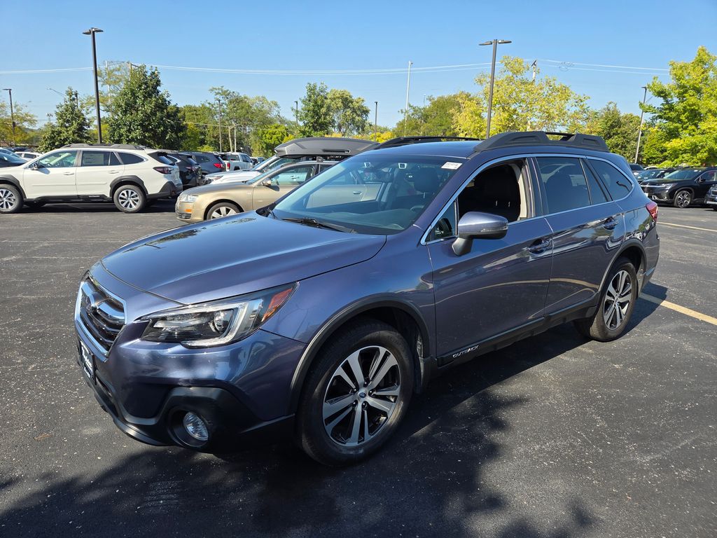 2018 Subaru Outback 2.5i Limited photo 2