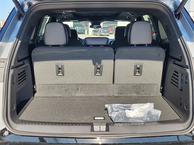 2025 Buick Enclave Sport Touring photo 4