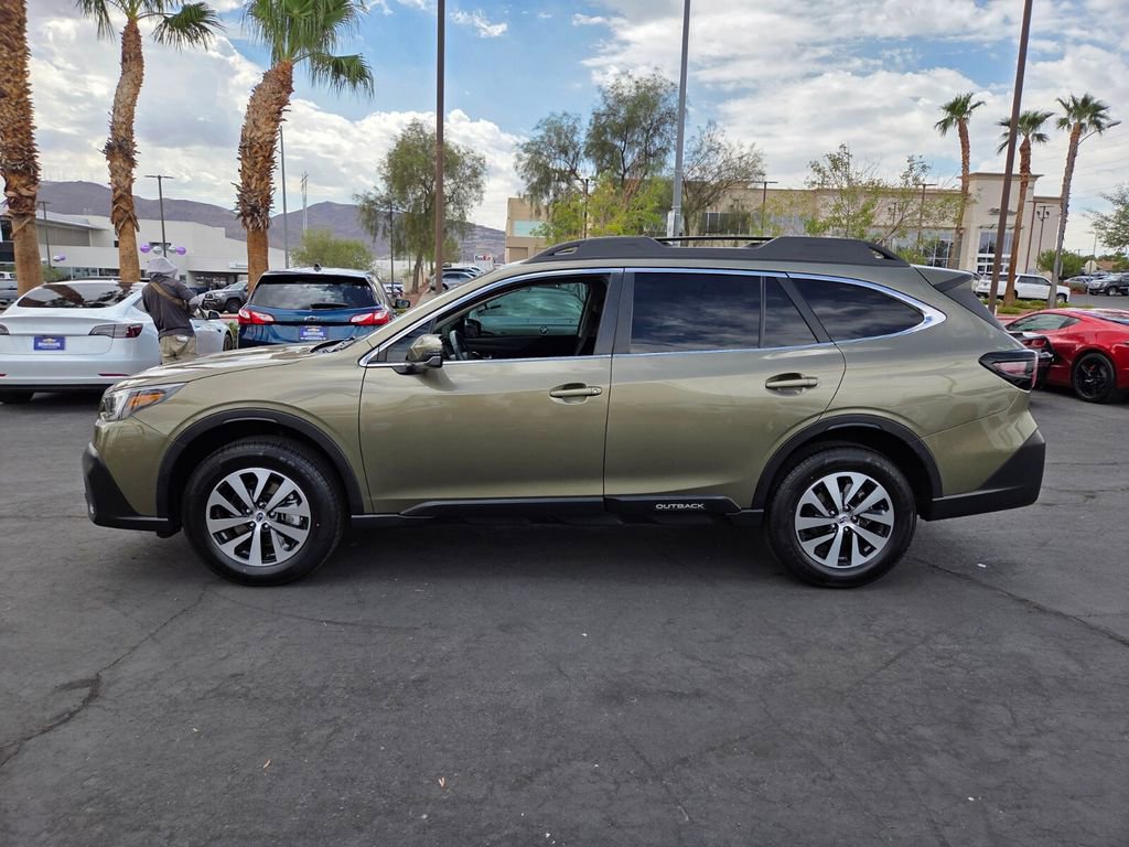 2022 Subaru Outback Premium photo 3