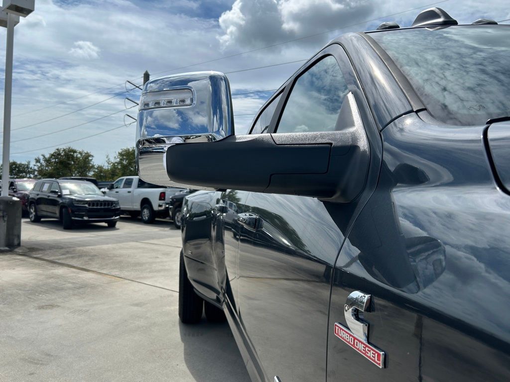 2025 Ram 3500 Laramie photo 27