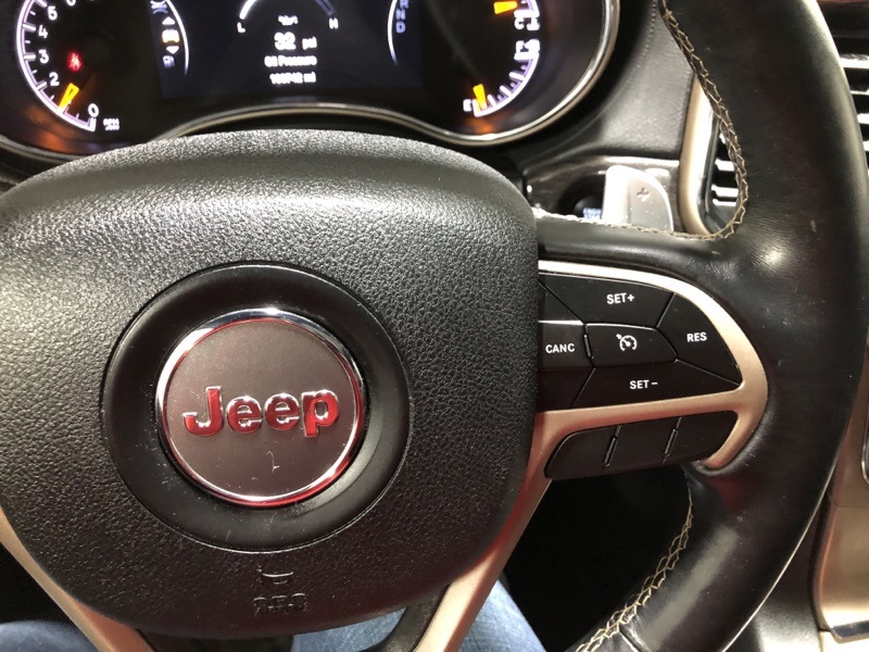 2017 Jeep Grand Cherokee Overland photo 20