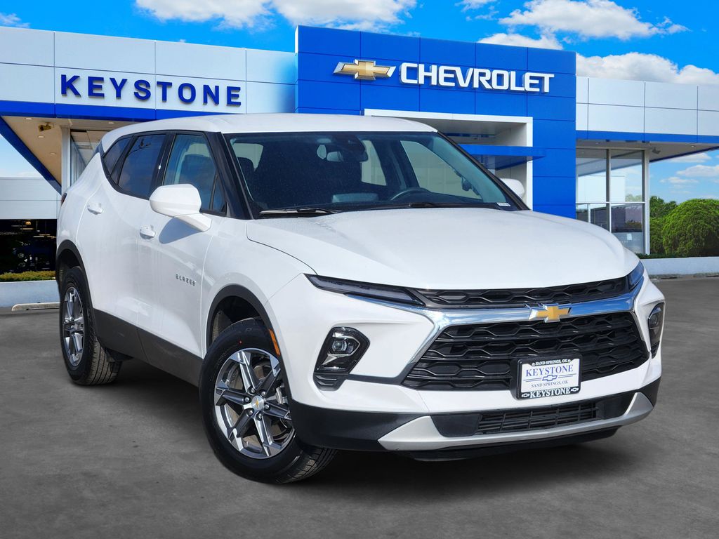 2025 Chevrolet Blazer 2LT's photo