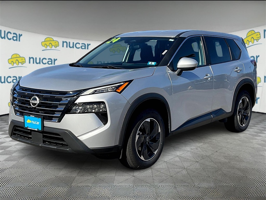 2024 Nissan Rogue SV photo 2
