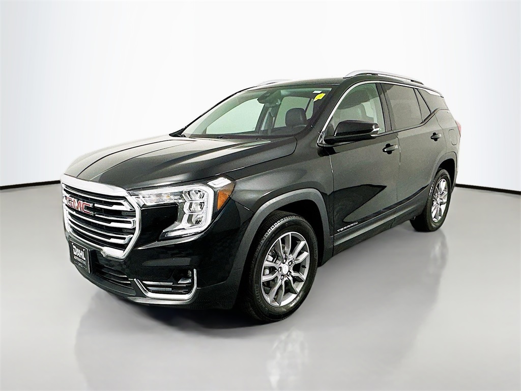 2024 Gmc Terrain SLT photo 3