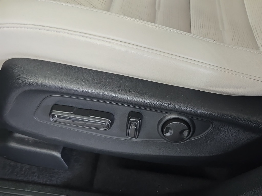 2023 Honda CR-V EX-L photo 22
