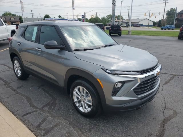 2026 Chevrolet Trailblazer LS photo 8