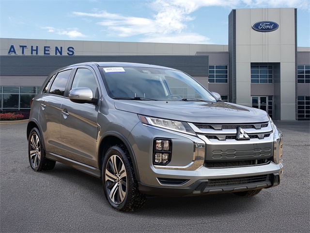 2021 Mitsubishi Outlander Sport SE's photo