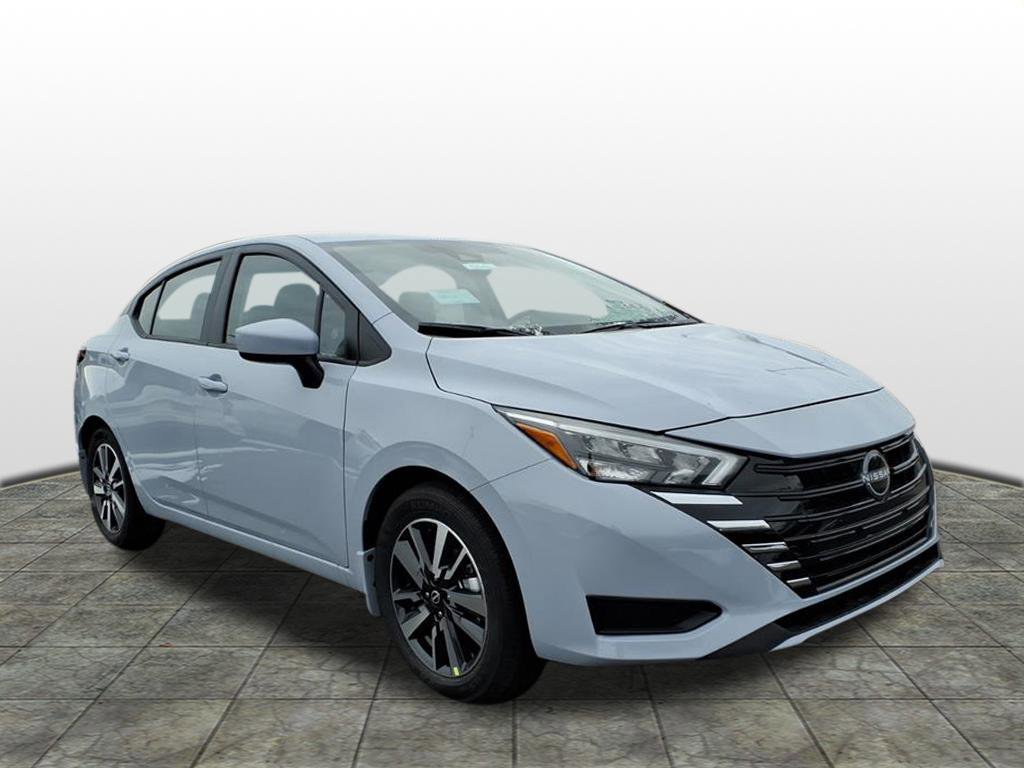 2025 Nissan Versa SV's photo