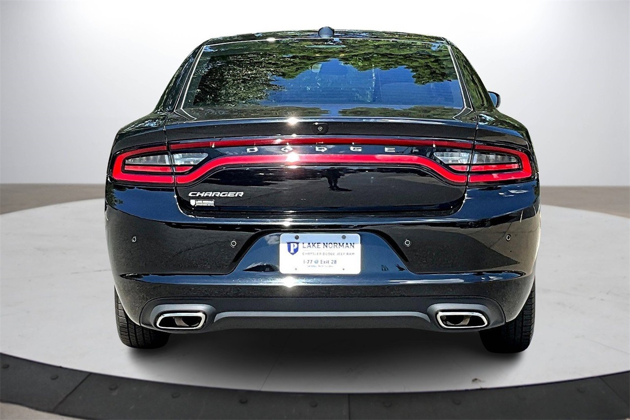 2023 Dodge Charger SXT photo 7