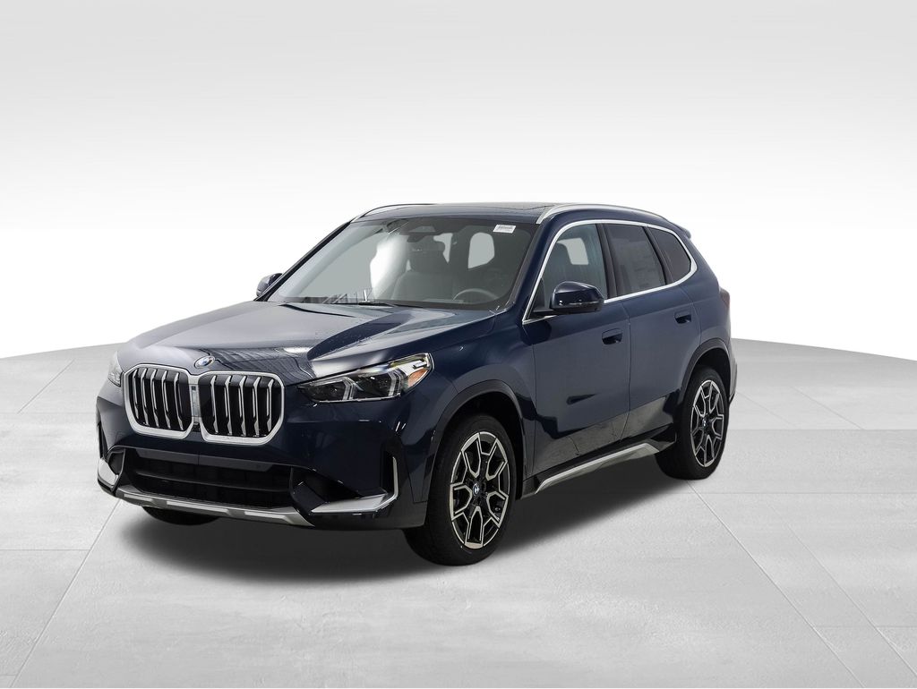 2026 BMW X1 28i's photo