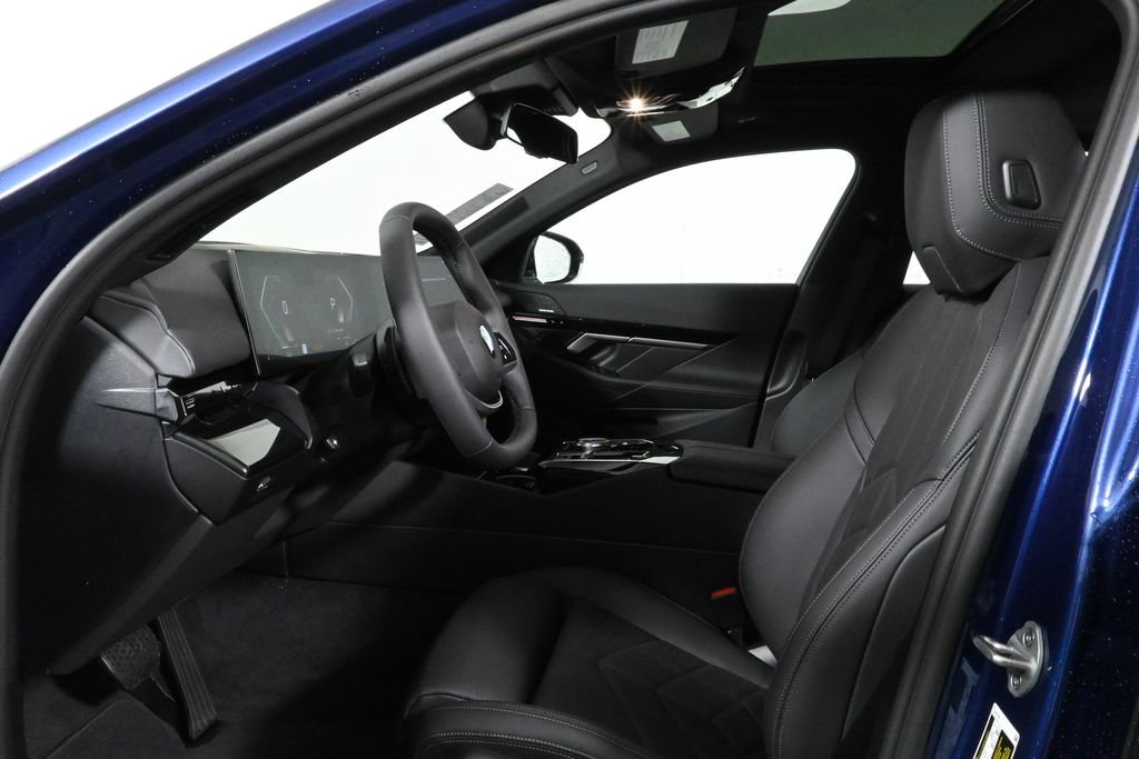 2026 Bmw 530i xDrive photo 3
