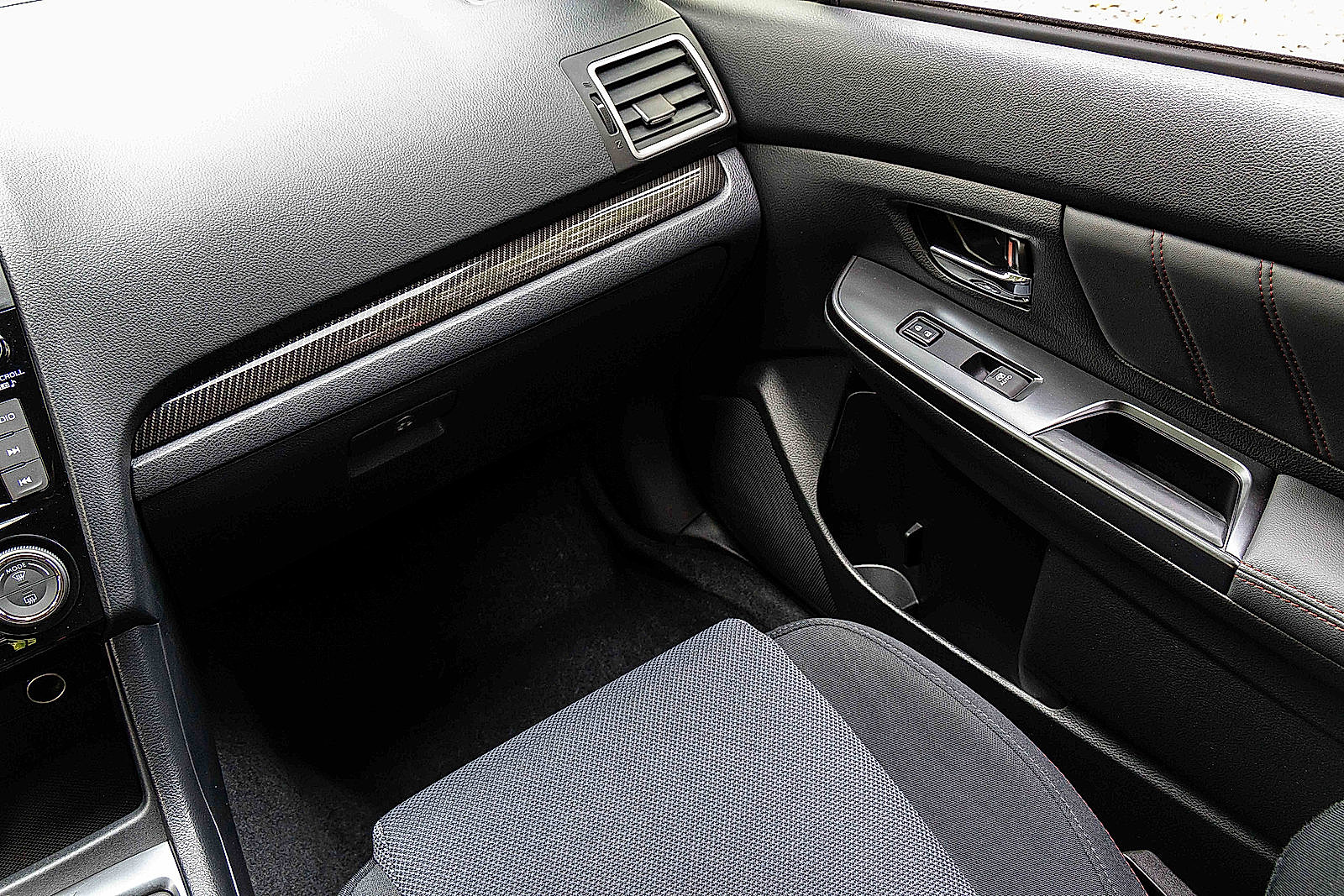 2020 Subaru WRX Base photo 18