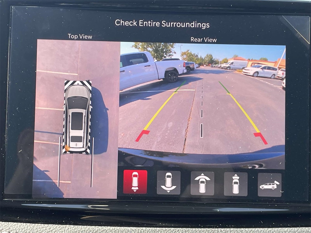 2026 Chrysler Pacifica photo 15
