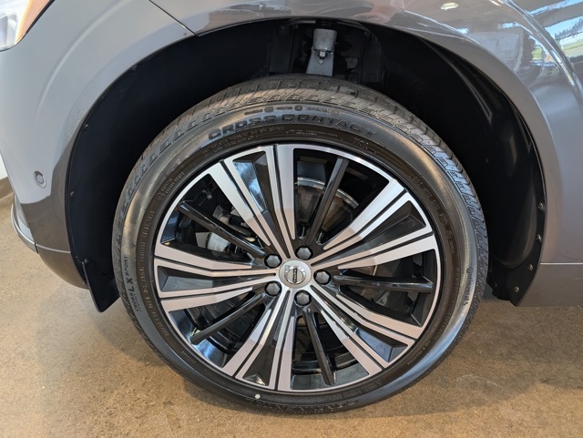 2022 Volvo XC60 Inscription photo 5