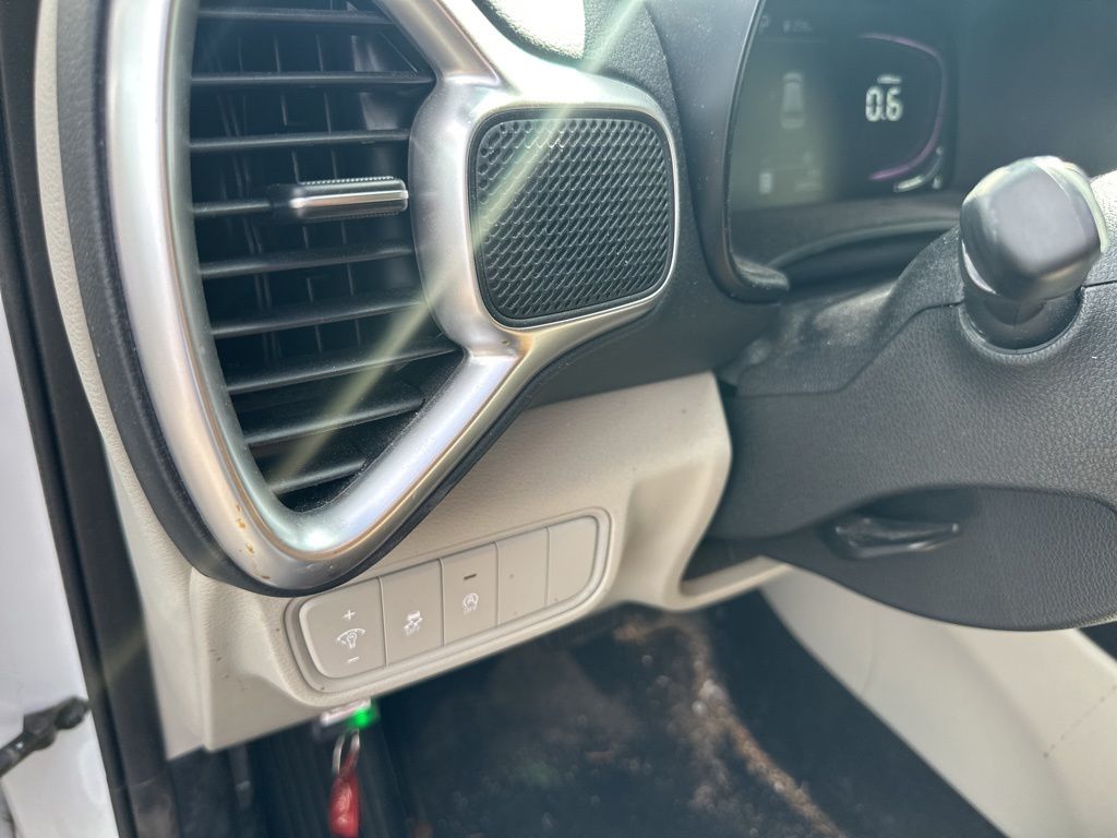 2023 Kia Soul LX photo 14