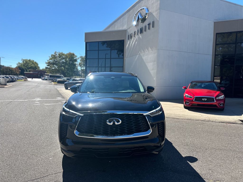 2025 Infiniti QX60 Pure photo 2