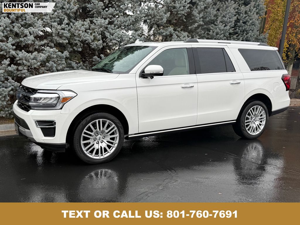 2024 Ford Expedition Limited's photo