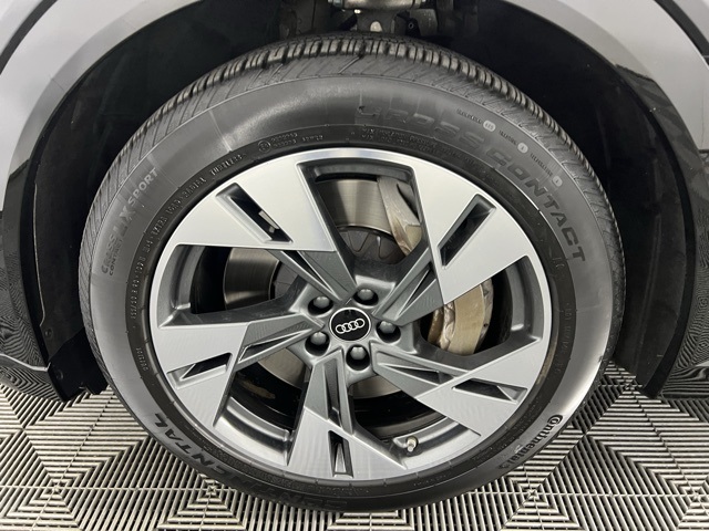 2023 Audi e-tron Premium Plus photo 9